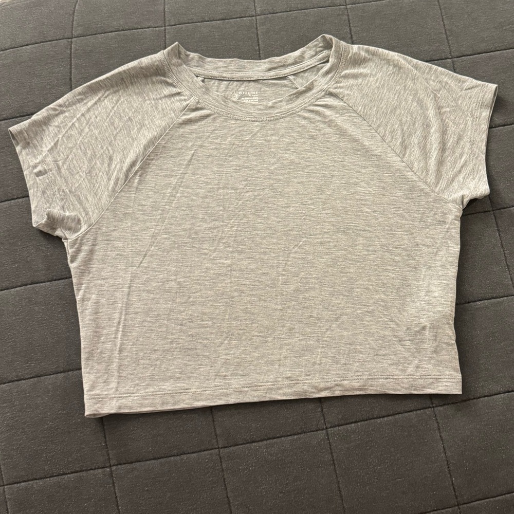 Aerie Tee Shirt Bundle! - Picture 3 of 5